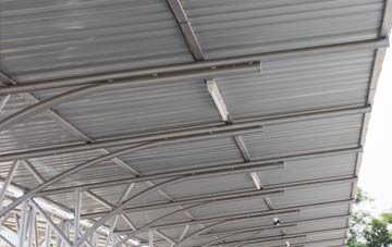 installing Putnoe metal roofing